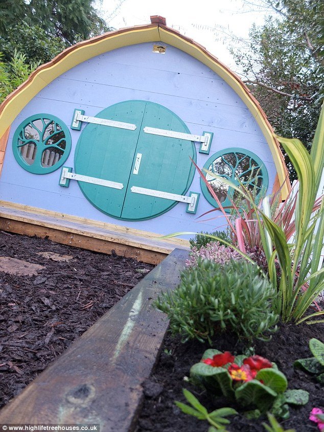 No adults allowed! These garden dens are perfect hideaways for kids whose parents have some spare cash